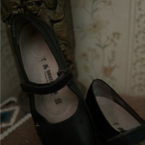 Birkenstock, leather black Mary Jane style size 10 - Picture 9 of 11